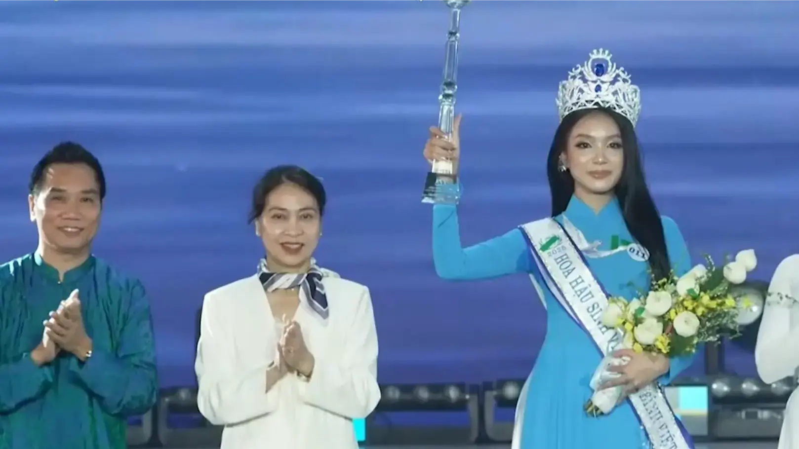 Nữ sinh Phú Thọ đăng quang 'Hoa hậu Sinh viên Hòa bình Việt Nam'